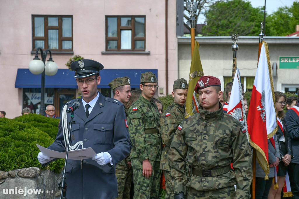 Uniejowianie uczcili święto Konstytucji 3 Maja