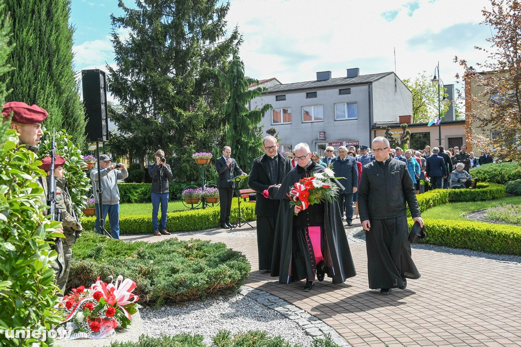 Uniejowianie uczcili święto Konstytucji 3 Maja