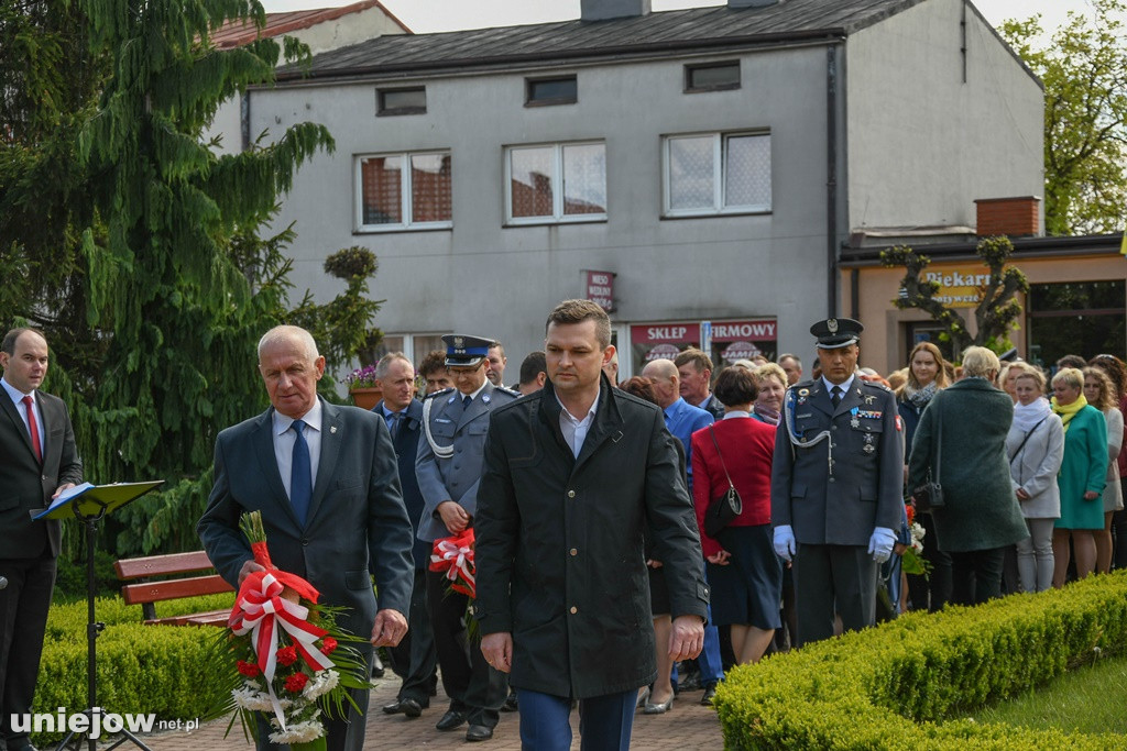 Uniejowianie uczcili święto Konstytucji 3 Maja