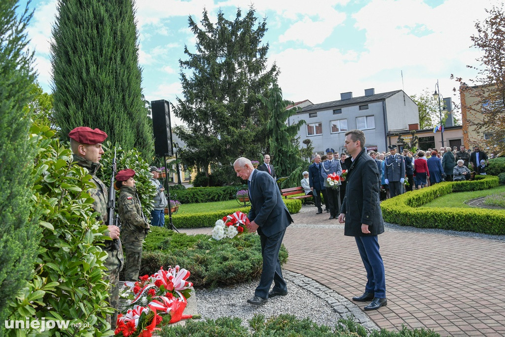 Uniejowianie uczcili święto Konstytucji 3 Maja