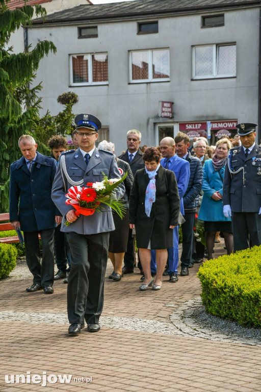 Uniejowianie uczcili święto Konstytucji 3 Maja