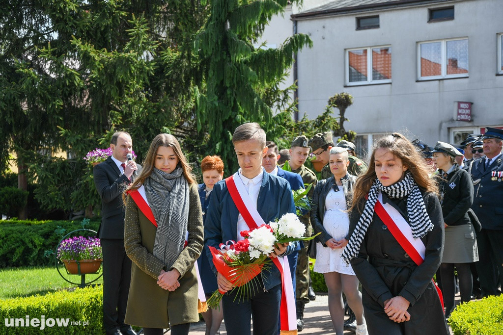 Uniejowianie uczcili święto Konstytucji 3 Maja