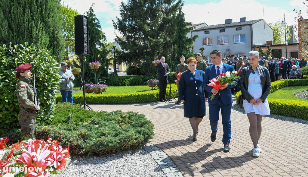 Uniejowianie uczcili święto Konstytucji 3 Maja