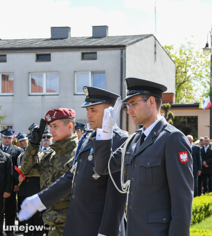 Uniejowianie uczcili święto Konstytucji 3 Maja