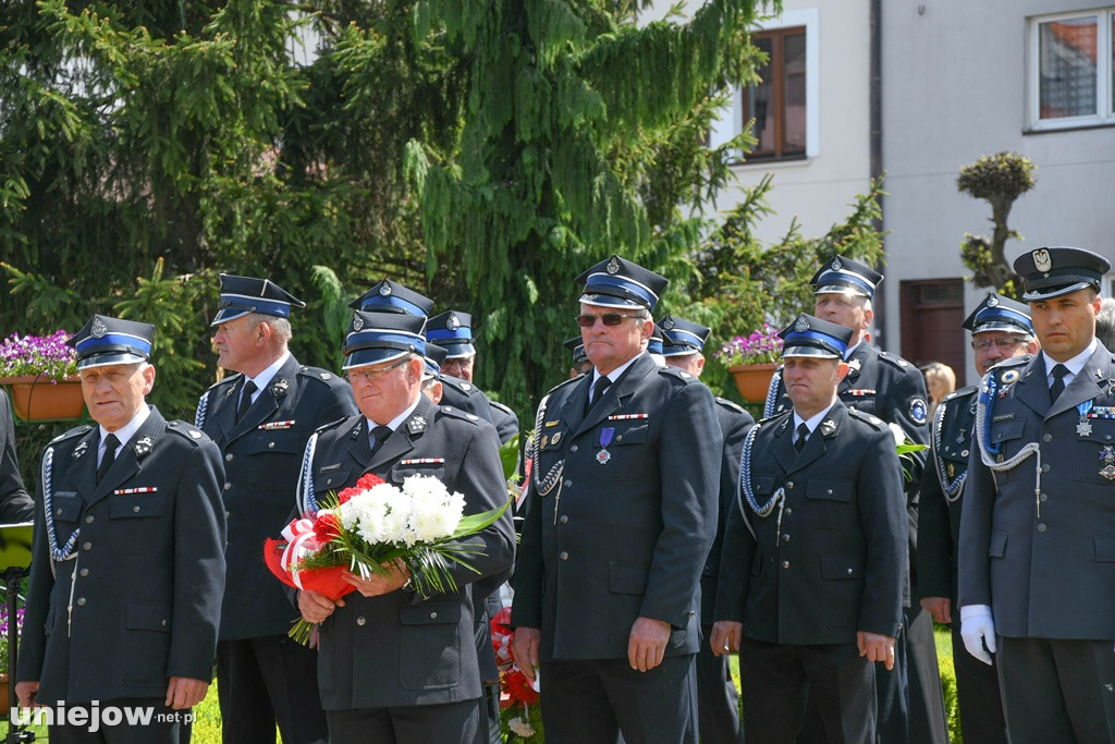Uniejowianie uczcili święto Konstytucji 3 Maja