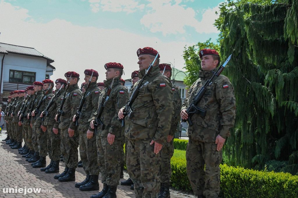 Uniejowianie uczcili święto Konstytucji 3 Maja