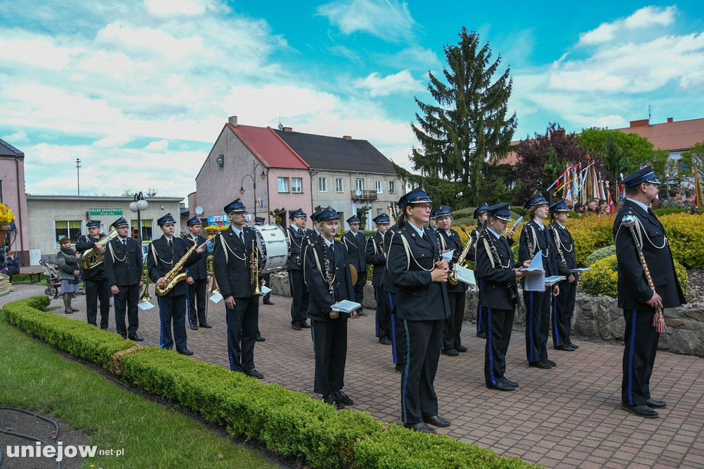 Uniejowianie uczcili święto Konstytucji 3 Maja