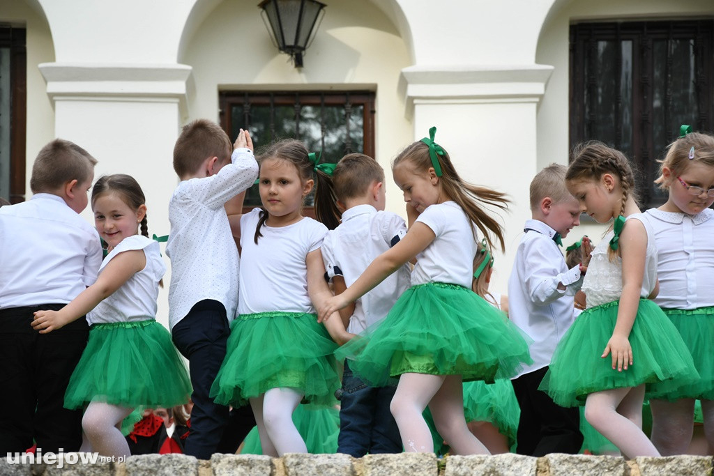 Dzień Matki w miejskim przedszkolu