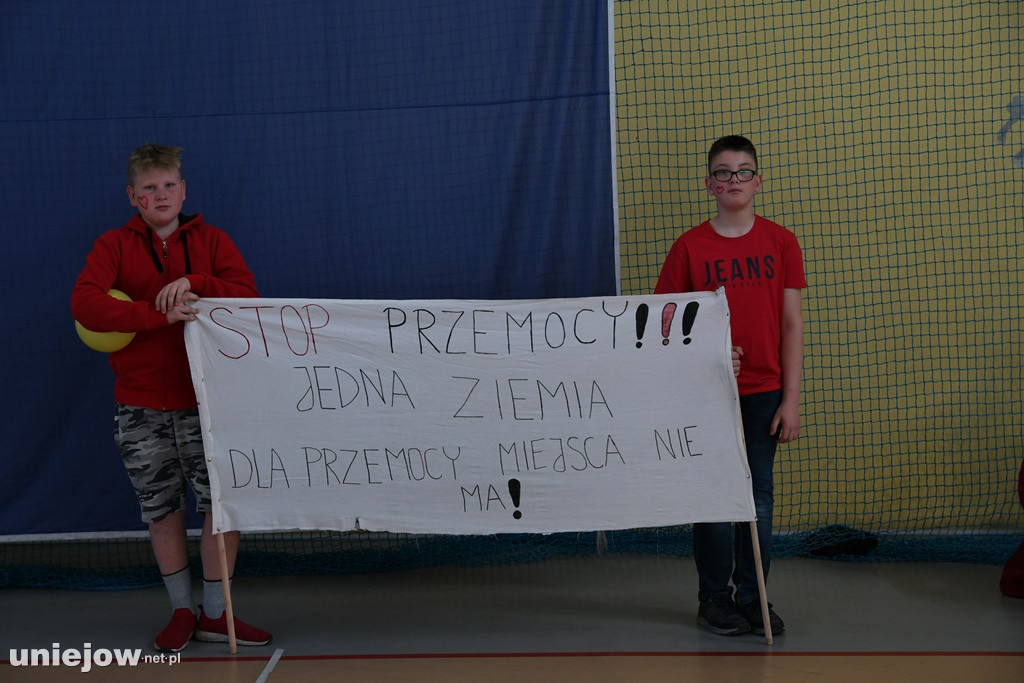Dzień bez przemocy w uniejowskiej podstawówce