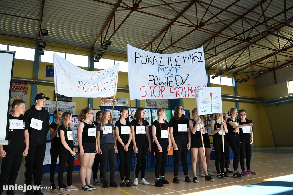 Dzień bez przemocy w uniejowskiej podstawówce