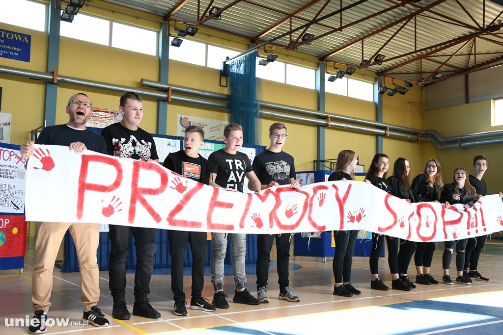 Dzień bez przemocy w uniejowskiej podstawówce