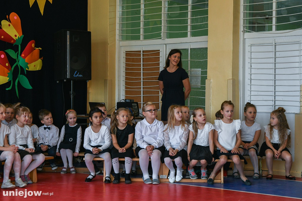 Ślubowanie pierwszoklasistów w Uniejowie