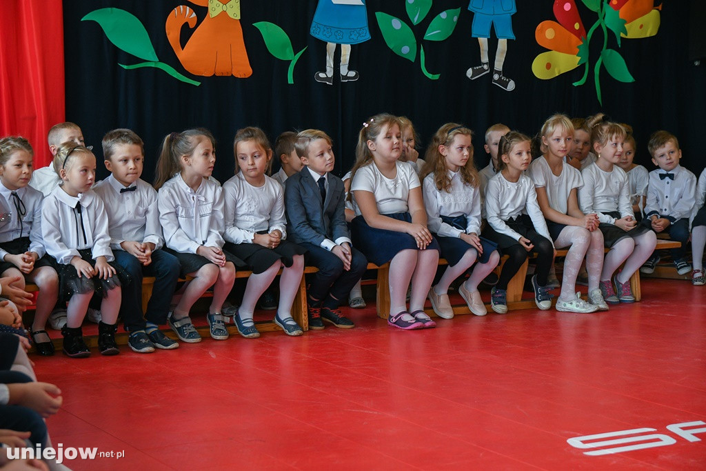 Ślubowanie pierwszoklasistów w Uniejowie