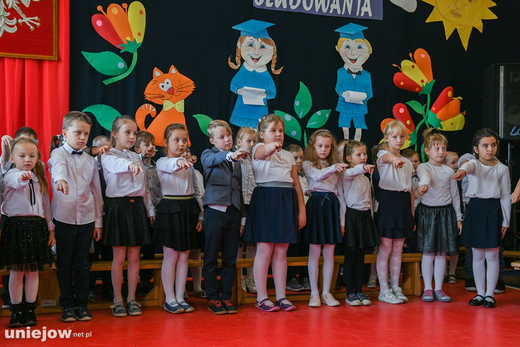 Ślubowanie pierwszoklasistów w Uniejowie