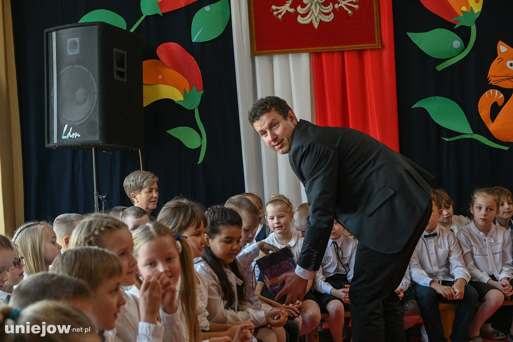 Ślubowanie pierwszoklasistów w Uniejowie