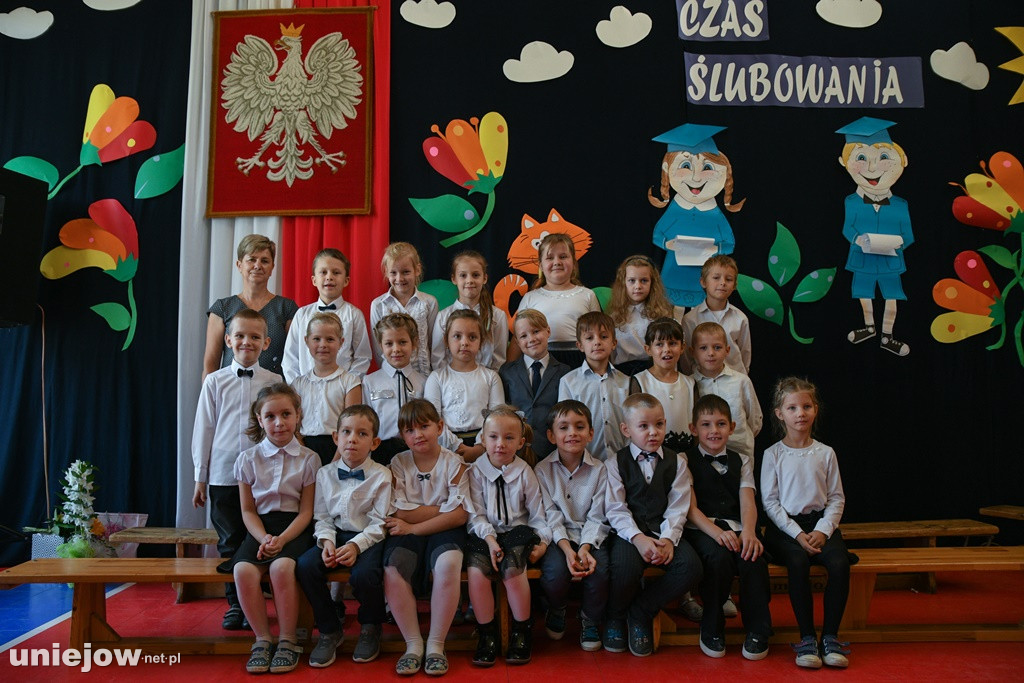 Ślubowanie pierwszoklasistów w Uniejowie