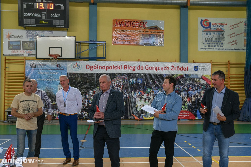 XIII Bieg do Gorących Źródeł-HALA