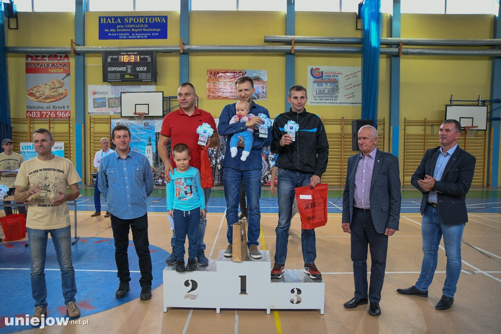 XIII Bieg do Gorących Źródeł-HALA