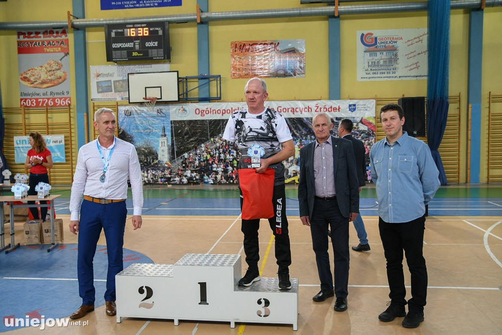 XIII Bieg do Gorących Źródeł-HALA