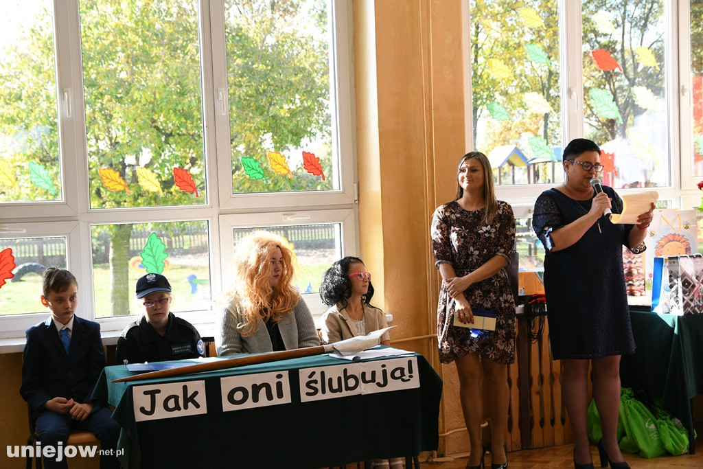 Ślubowanie pierwszoklasistów i Dzień Nauczyciela w Wilamowie