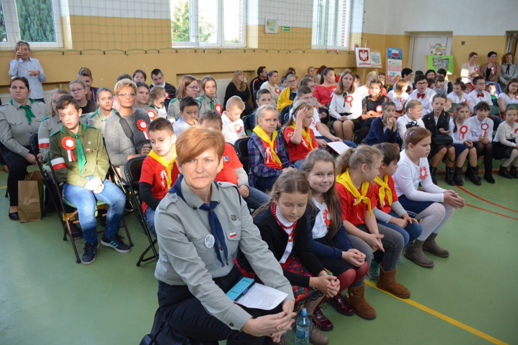 Międzyszkolny przegląd poezji i pieśni patriotycznej w Stemplewie