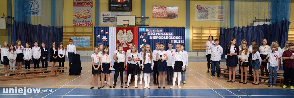 101. rocznica odzyskania niepodległości w SP w Uniejowie