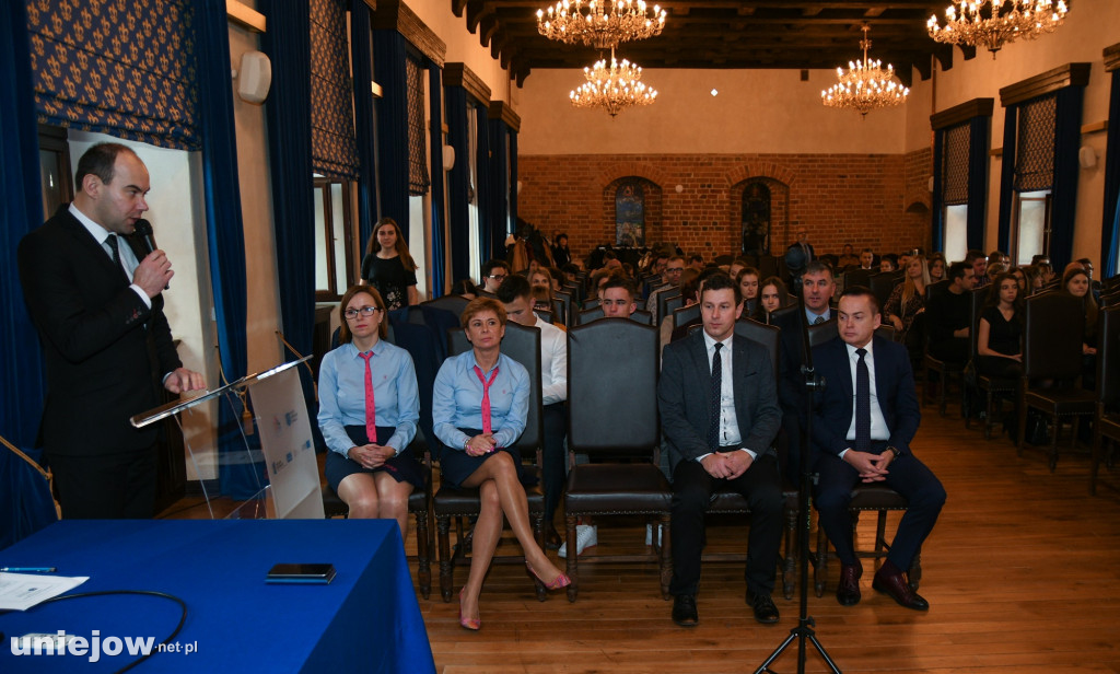 Stypendia burmistrza 2019