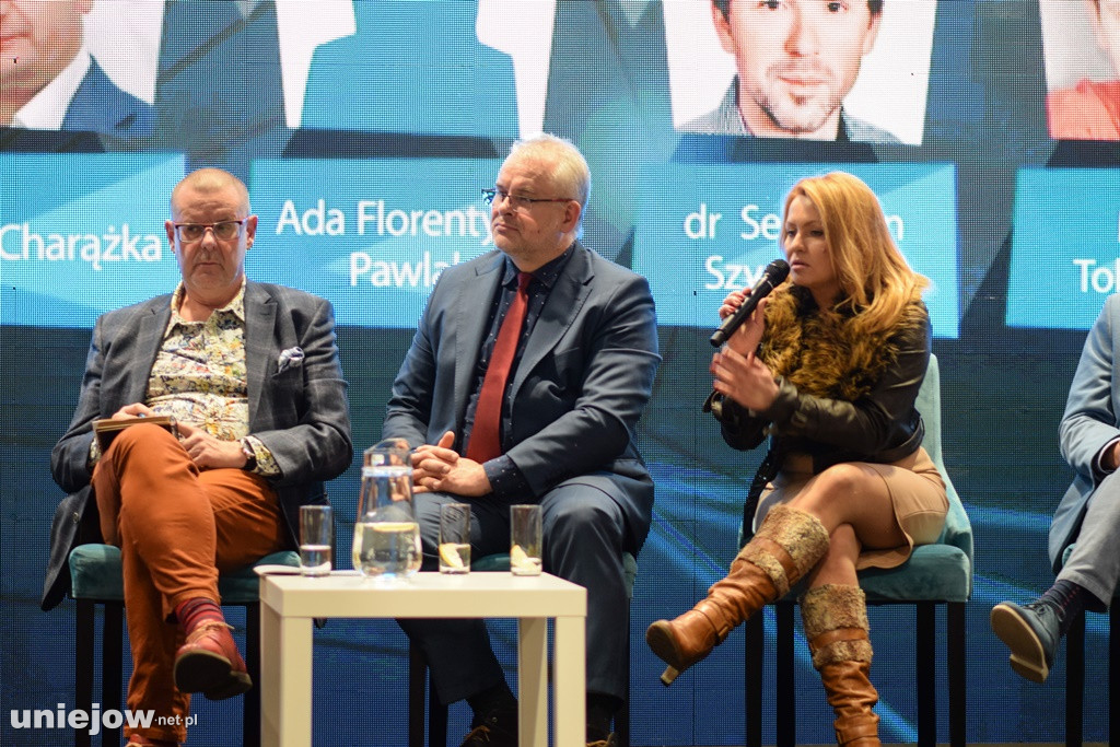 I dzień Trwa 4. Forum Inteligentnego Rozwoju