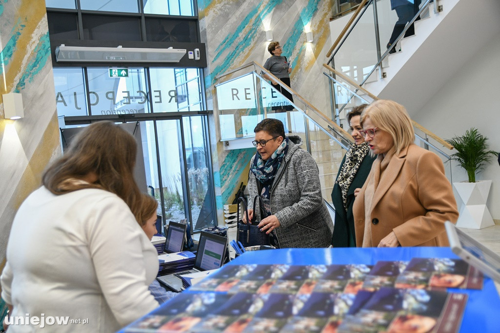 I dzień Trwa 4. Forum Inteligentnego Rozwoju
