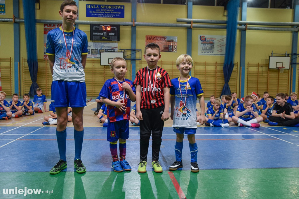 Turniej z Mikołajem Uniejskiej Akademii Futbolu