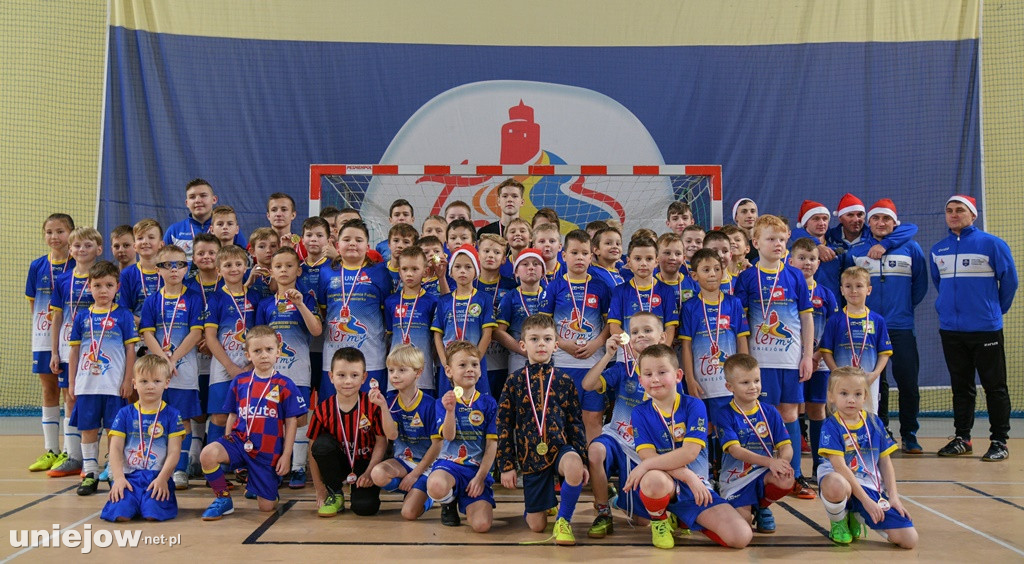 Turniej z Mikołajem Uniejskiej Akademii Futbolu