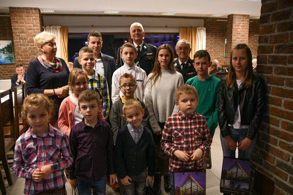 Nagrodzono laureatów konkursu ,,Zapobiegajmy pożarom