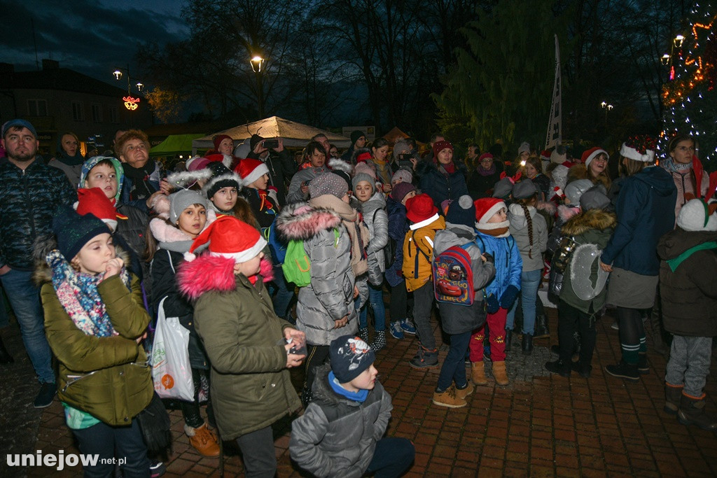 Kolędowanie z harcerzami, czyli wigilia harcersko-miejska w Uniejowie