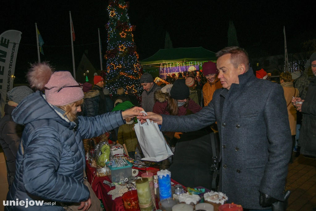 Kolędowanie z harcerzami, czyli wigilia harcersko-miejska w Uniejowie