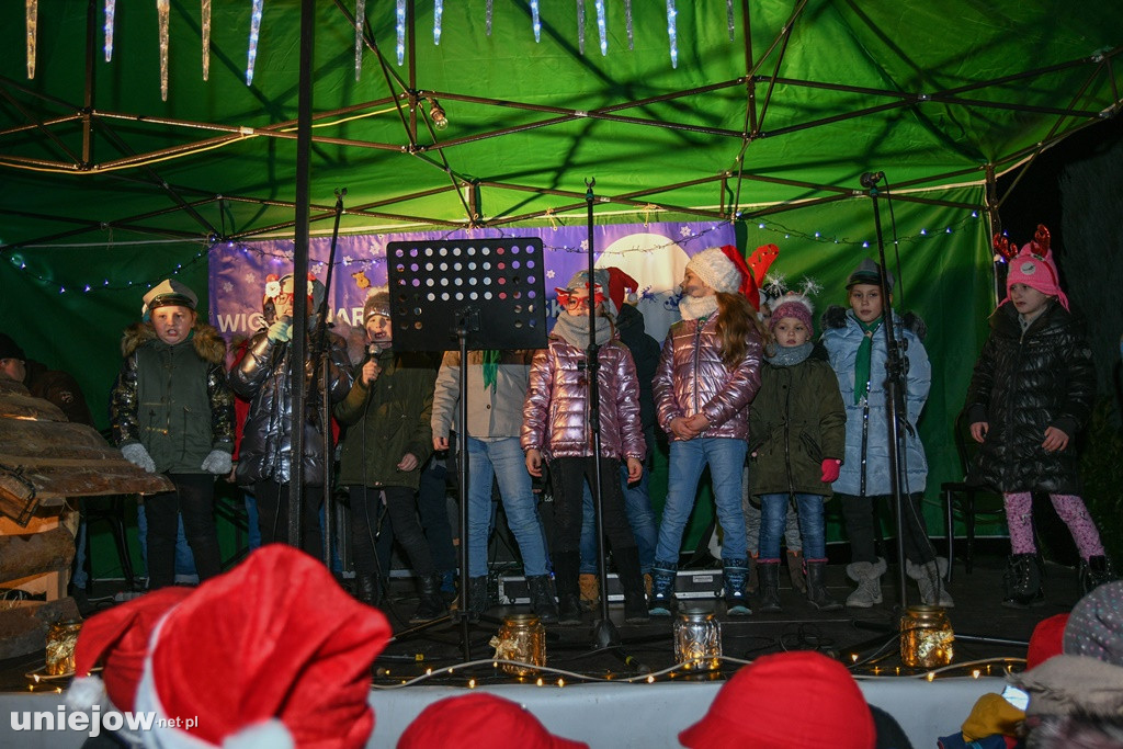 Kolędowanie z harcerzami, czyli wigilia harcersko-miejska w Uniejowie