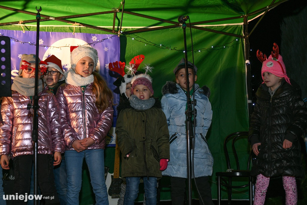 Kolędowanie z harcerzami, czyli wigilia harcersko-miejska w Uniejowie
