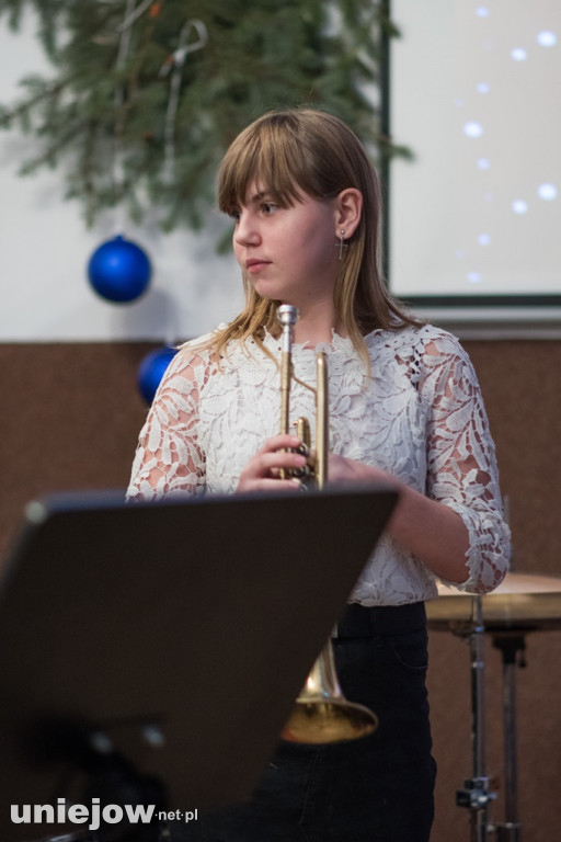 Świąteczny koncert z Szkole Muzycznej w Uniejowie [ZDJĘCIA]