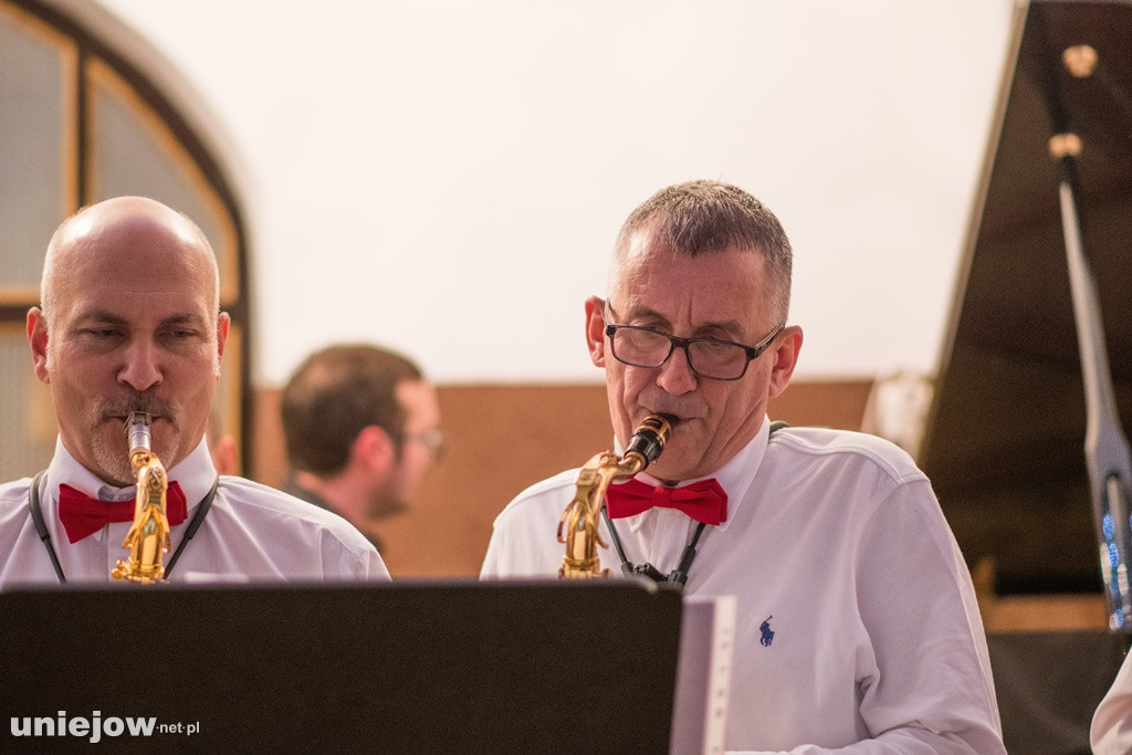 Świąteczny koncert z Szkole Muzycznej w Uniejowie [ZDJĘCIA]