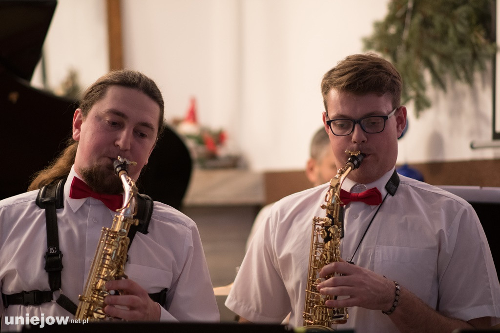 Świąteczny koncert z Szkole Muzycznej w Uniejowie [ZDJĘCIA]