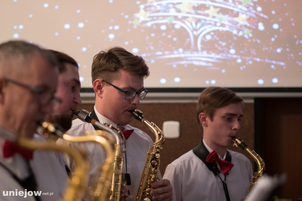 Świąteczny koncert z Szkole Muzycznej w Uniejowie [ZDJĘCIA]