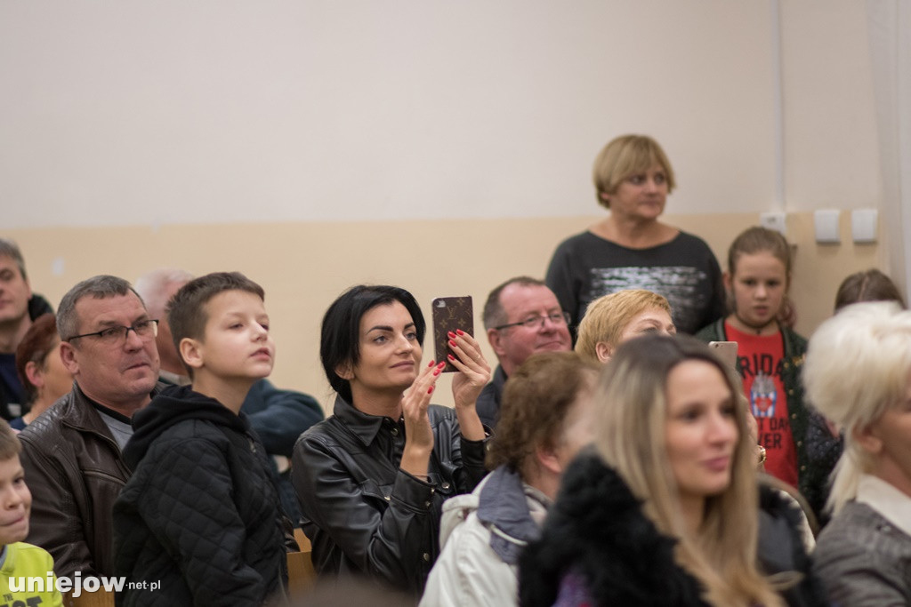 Jasełka dla dziadków w Wilamowie