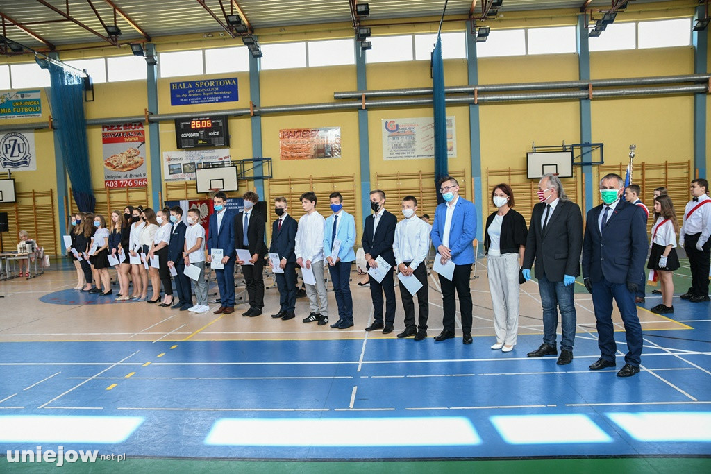 Zakończenie roku szkolnego w Uniejowie [FOTO]