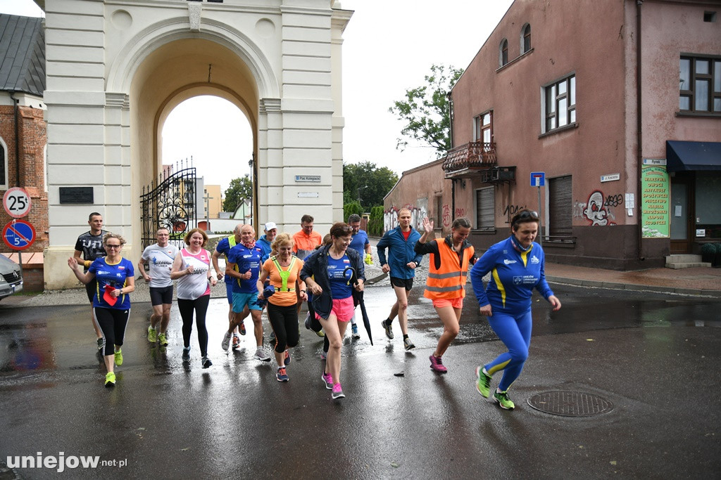 Szósty raz pobiegli z Uniejowa do Częstochowy