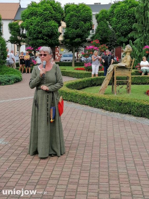 Dworzanie wystąpili na Rynku