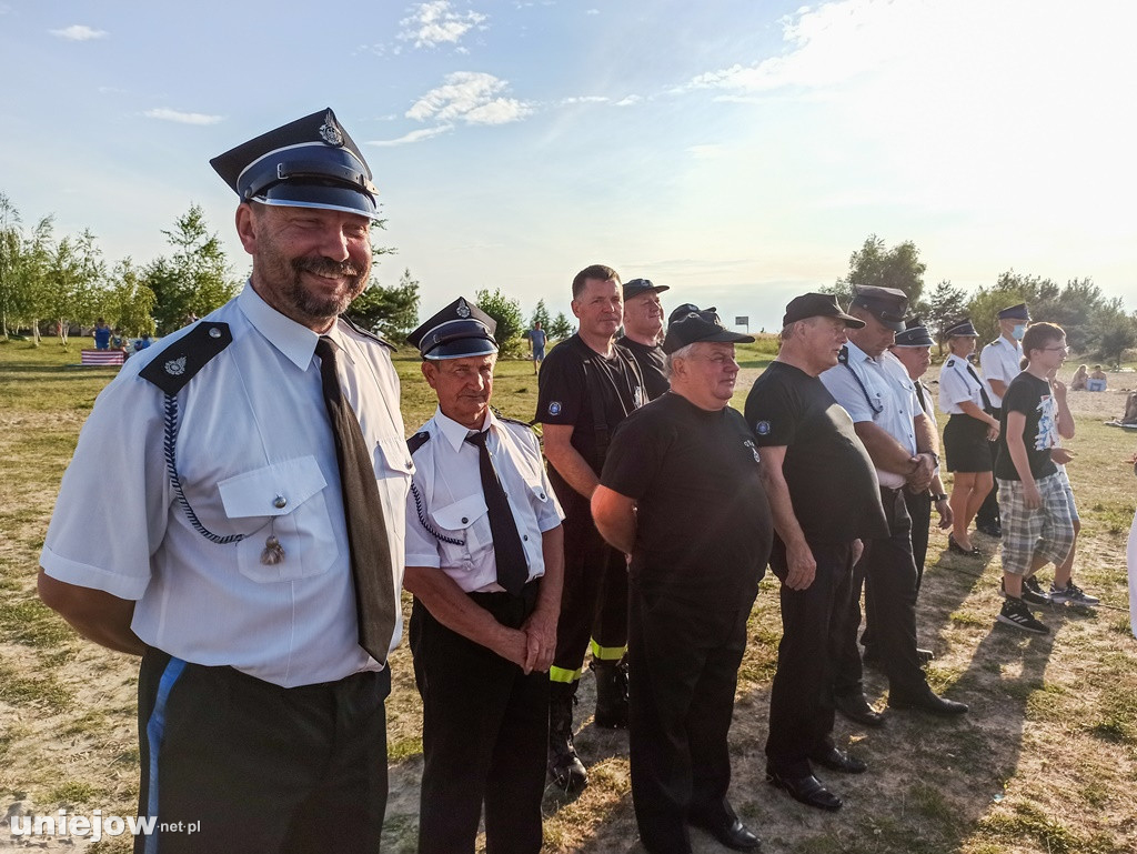 Strażacy z Uniejowa poświęcili swoją łódź - Helenkę