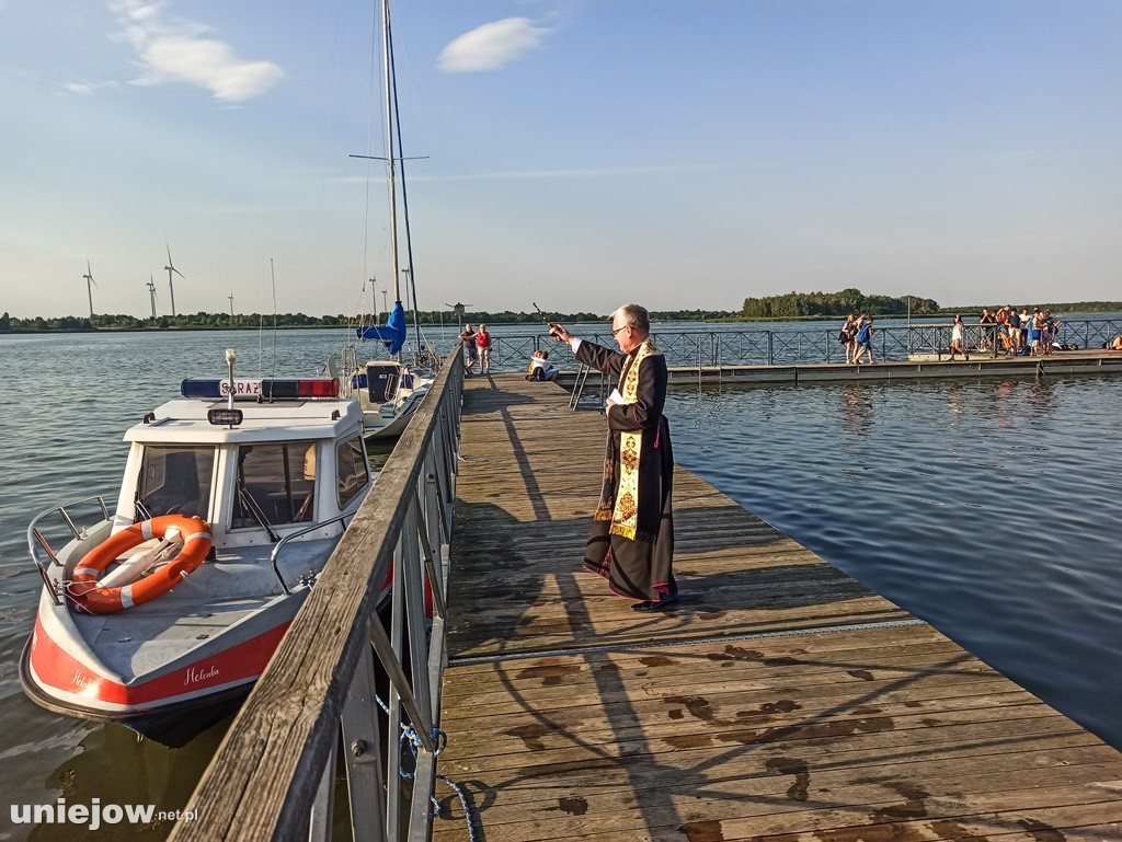 Strażacy z Uniejowa poświęcili swoją łódź - Helenkę