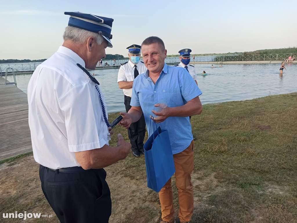 Strażacy z Uniejowa poświęcili swoją łódź - Helenkę