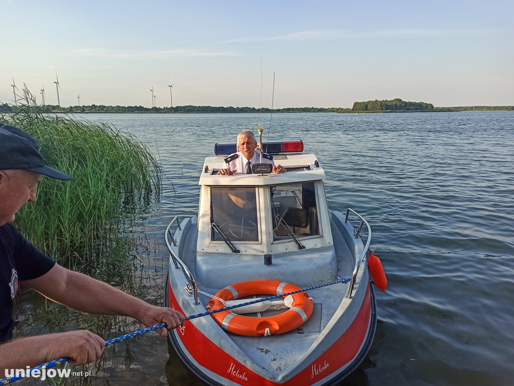 Strażacy z Uniejowa poświęcili swoją łódź - Helenkę