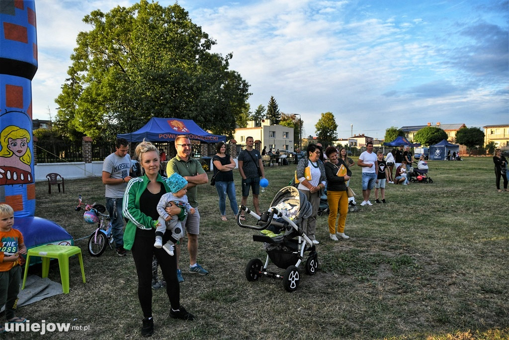 Powiatowy piknik zdrowia i urody w Uniejowie