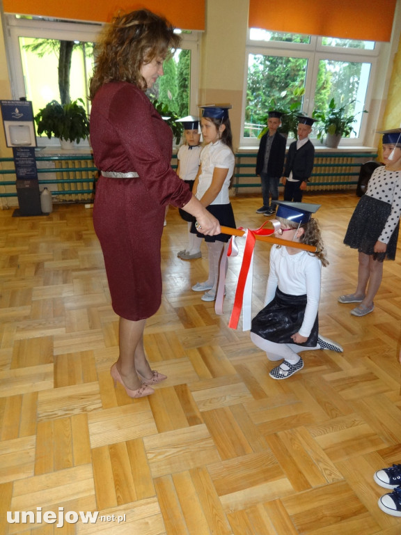 Ślubowanie pierwszoklasistów w Wieleninie
